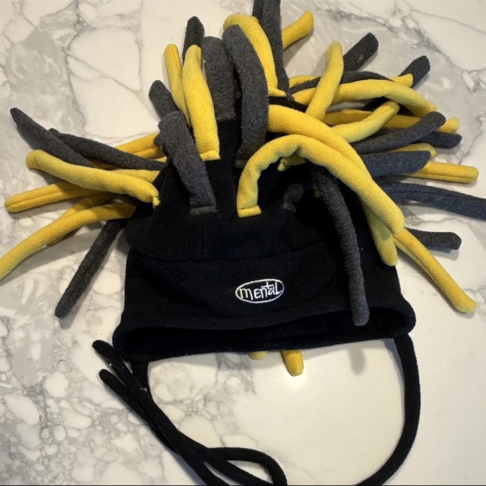 MENTAL Adult one-size Fleece Ski Hat in Black/Yellow/Gray